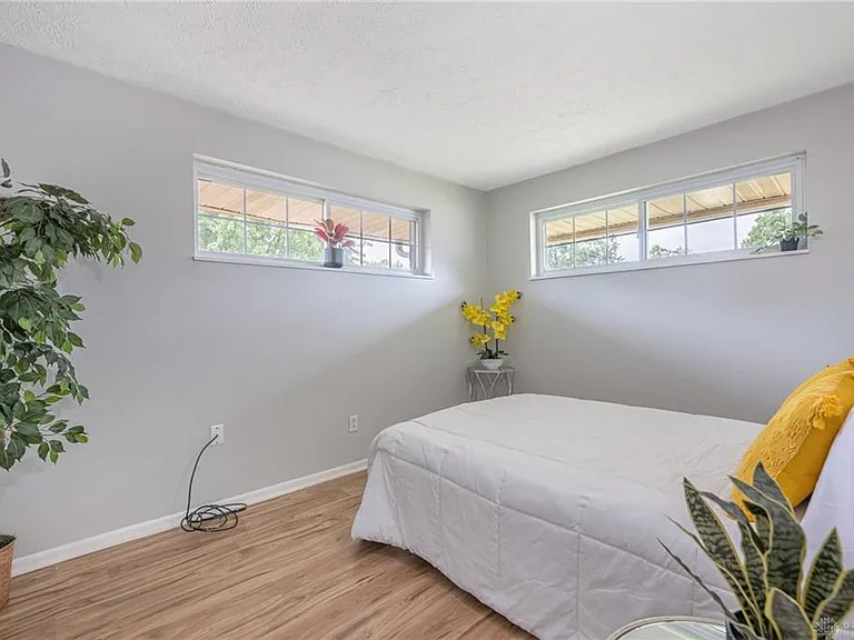 5276 Buckner Dr — Photo 16