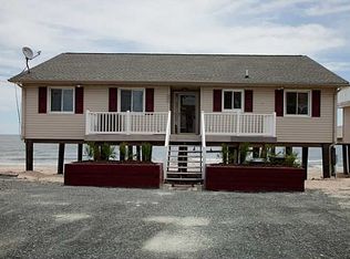 824 N 1st St, Hampton, VA 23664