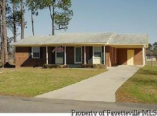 1105 Bowling Green Dr, Fayetteville, NC 28304