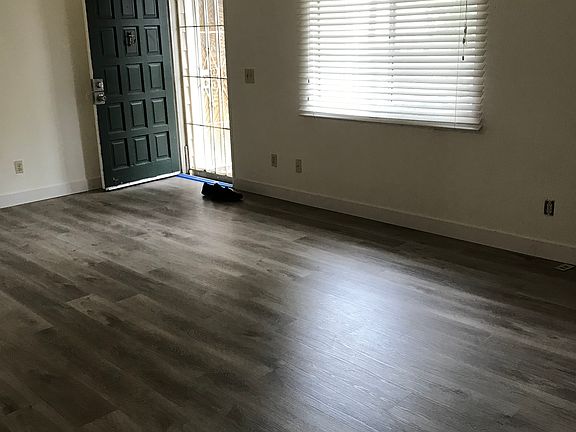 4th image of 5033 71st St