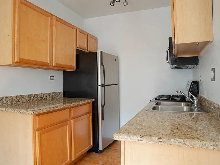 Malden Commons — Photo 11