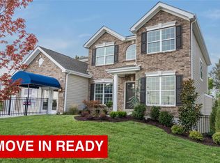 103 Hannahs Mill Dr, Lake Saint Louis, MO 63367