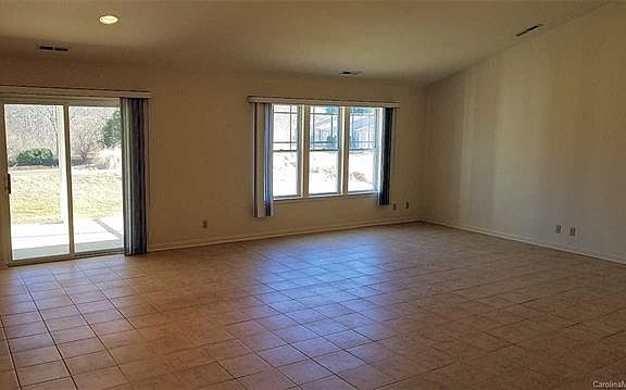 5th image of 55 Winter Wren Cir