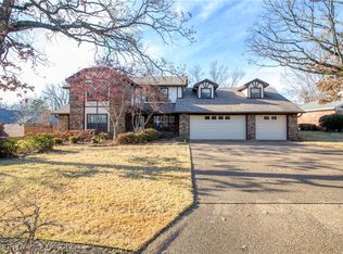 10412 Stoneleige St, Fort Smith, AR 72908