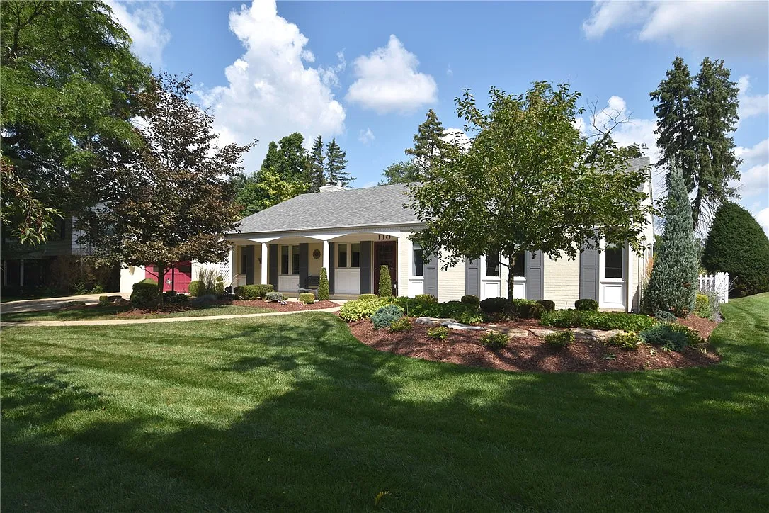 110 Highridge Cir photo 1