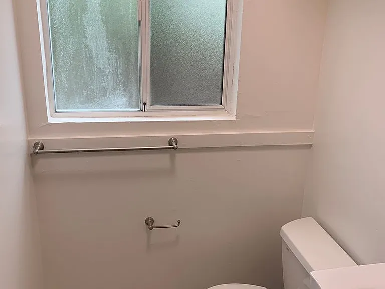4700 Dexter Dr — Photo 37
