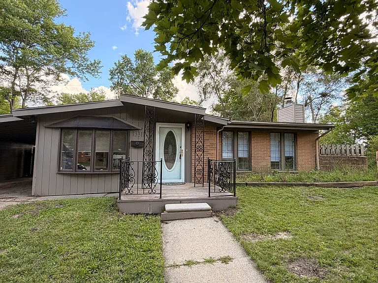 13311 Oak Crest Ct — Photo 1