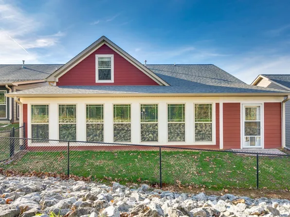 161 Caraway Ct, Dickson, TN 37055