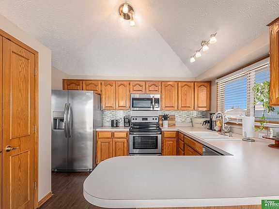 5th image of 2310 King Dr