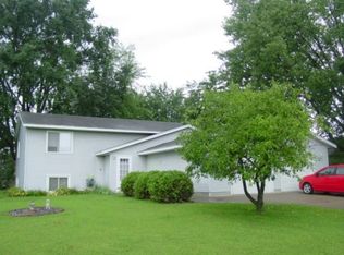 N6165 Rose Ln, Onalaska, WI 54650