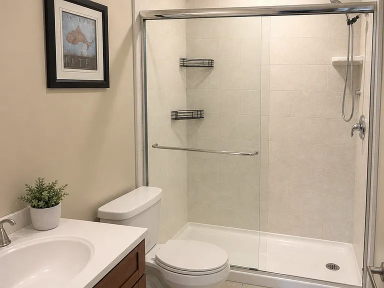 19 Belle Ave — Photo 2