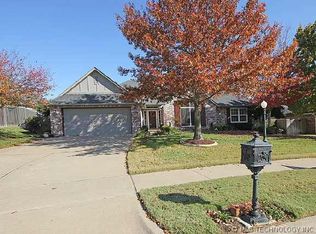 9107 N 104th East Ave, Owasso, OK 74055