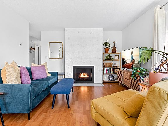 2nd image of 338 Ward St #201