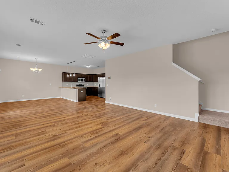 139 W West Winn Ave — Photo 19