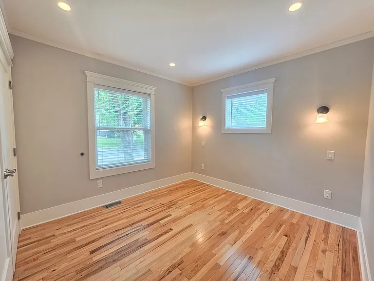 34 W 26th Ave — Photo 11