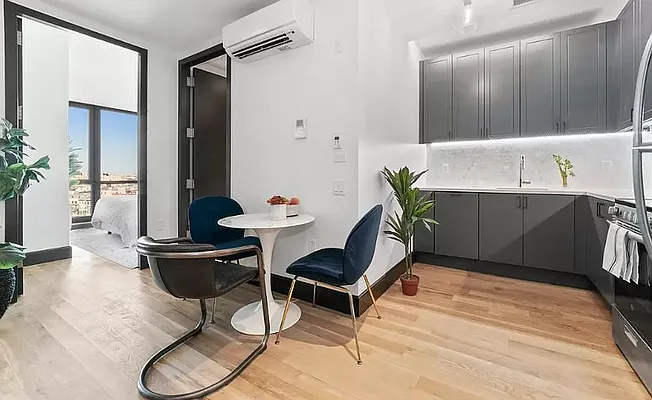 Rented by Dalan Rentals | media 19