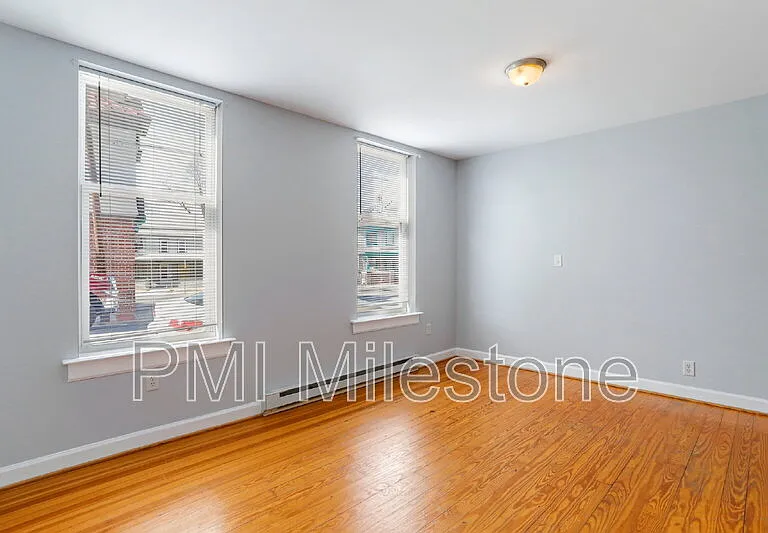 721 2nd St #A — Photo 24