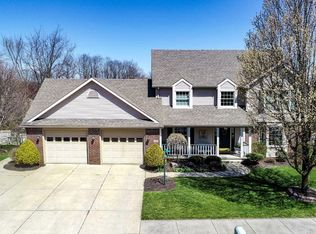 206 Highland Park Dr, Middlebury, IN 46540
