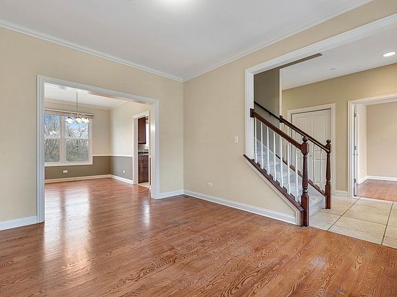 3rd image of 1045 Deer Glen Ct