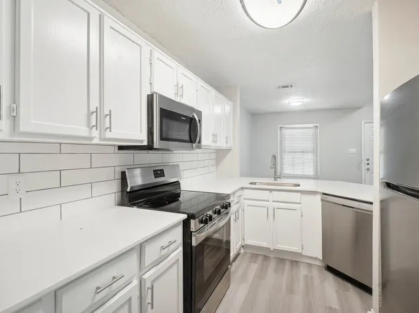 Avalon Villas (LeaseCo)