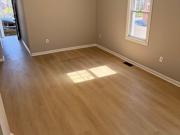 2nd image of 359 Olive St Unit 1