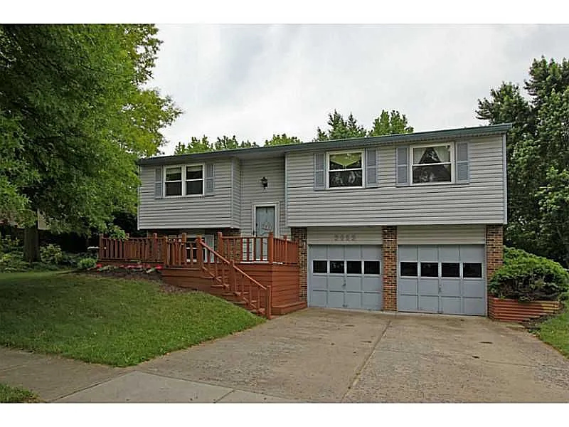 3623 Dawnwood Dr photo 1