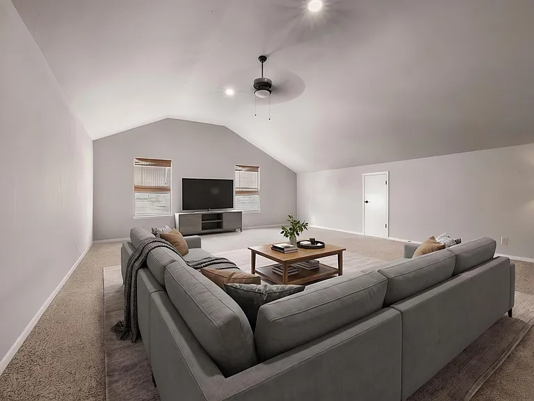 2330 Encino Point — Photo 15