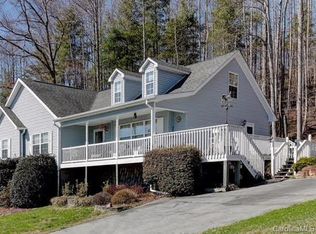 145 Peaceful Orchard Dr, Hendersonville, NC 28792