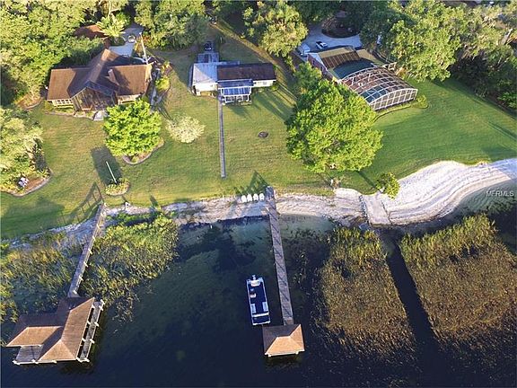 2nd image of 2980 Lakeview Dr