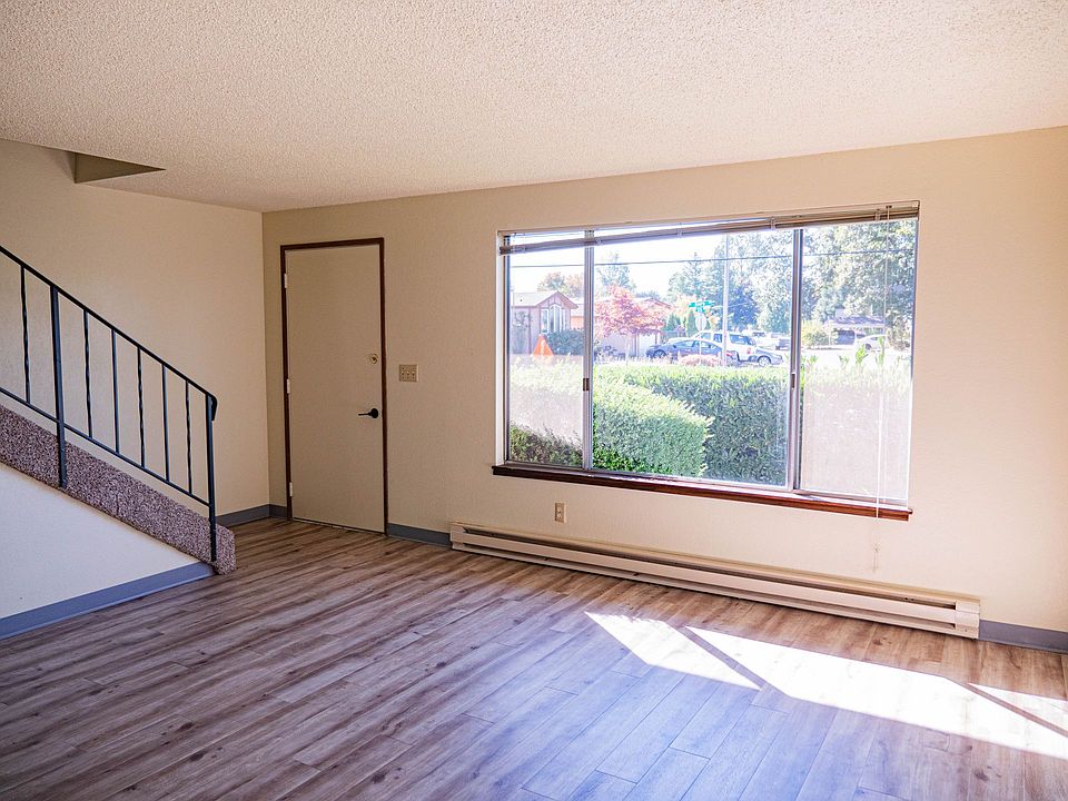 1st image of 1163 Geary St SE #F1