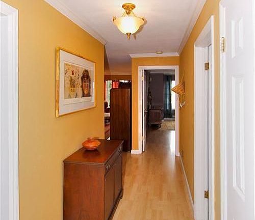 3rd image of 550 S Van Ness Ave APT 208