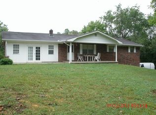 1174 Bull Run Rd, Luttrell, TN 37779