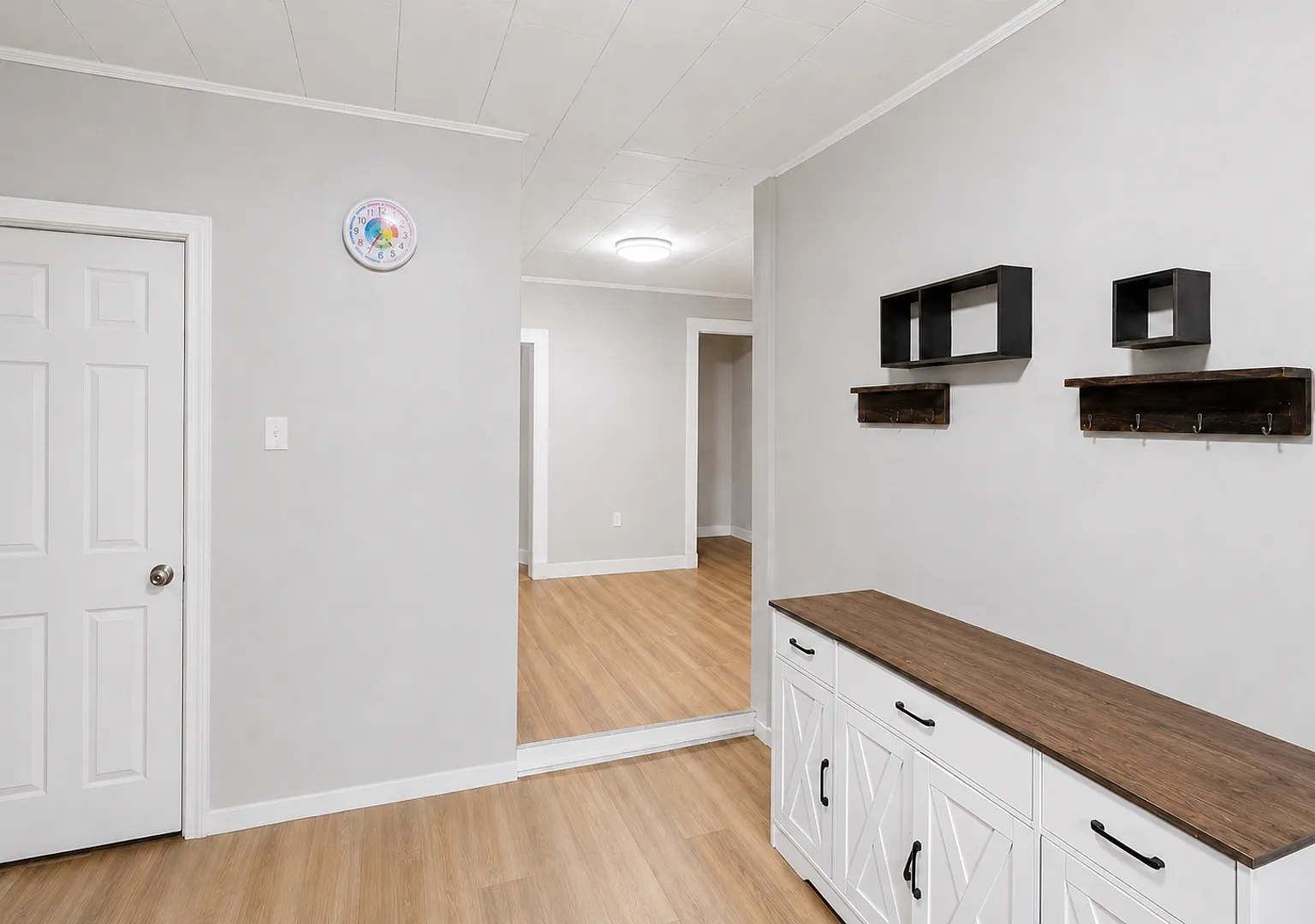 20 Central St — Photo 2