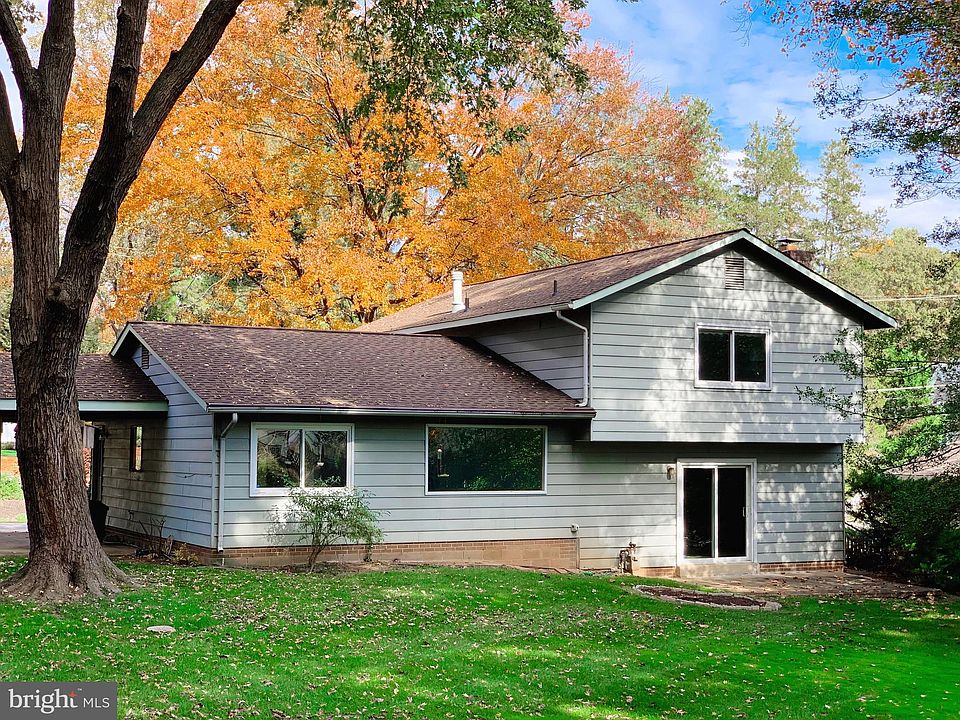 2nd image of 1673 Trap Rd