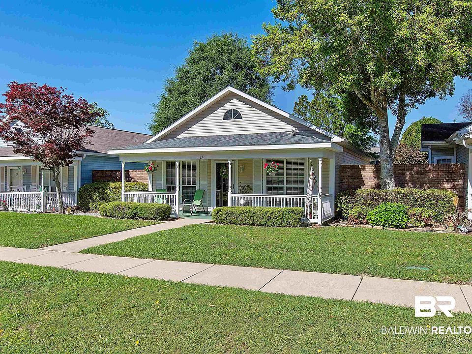 1st image of 18 Cottage Dr