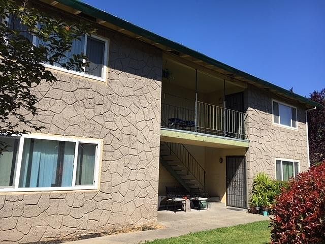 1st image of 4561 Ashcroft Ave