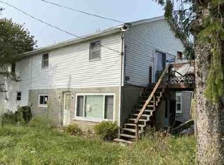 1474 Bushkill Center Rd, Nazareth, PA 18064