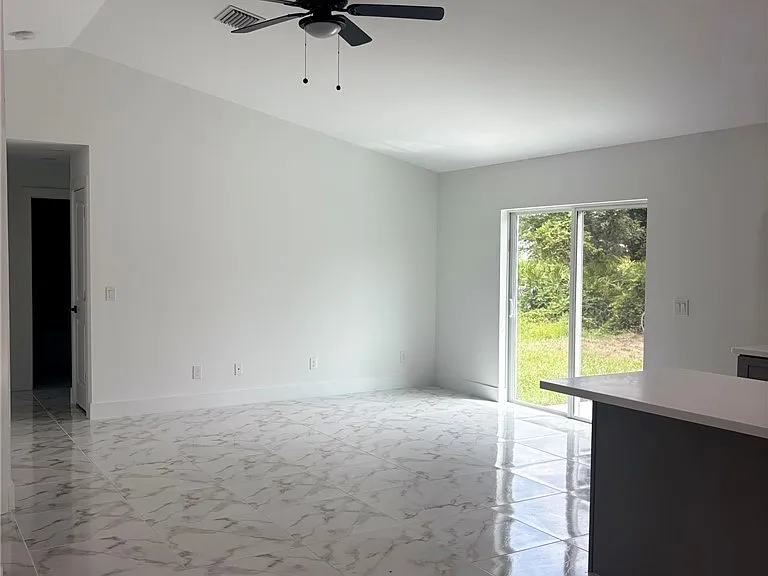 709 Ledge St — Photo 24