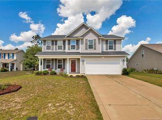 5848 Crepe Myrtle Dr, Hope Mills, NC 28348