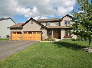 1239 Night Trl, Waconia, MN 55387