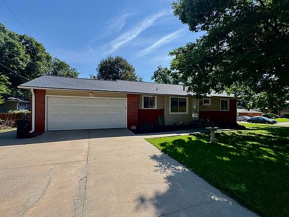 2nd image of 4020 S 33rd St