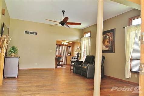 Open Floor Plan new English White Oak Hardwood