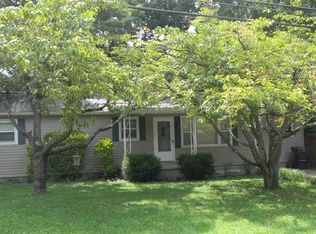 202 E Grizzard St, Tullahoma, TN 37388