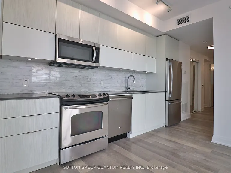 56 Annie Craig Dr #1410 — Photo 18