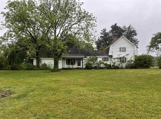 202 Lexington Rd, Landrum, SC 29356