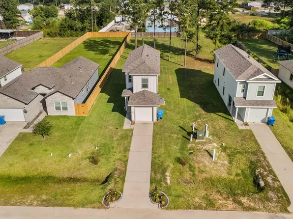 1044 Road 5203, Cleveland, TX 77327