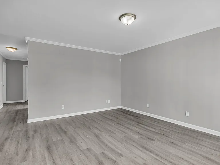 1040 Thomasville Estates Way SE — Photo 27