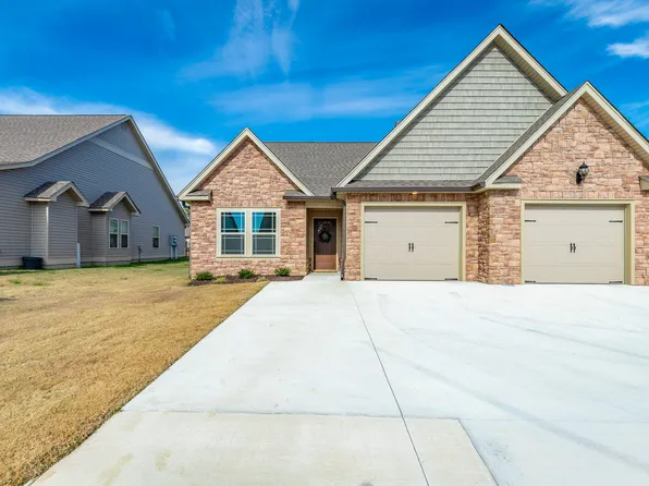 152 Sunset Cove Dr #50A, Rossville, GA 30741