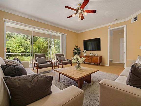 5th image of 4226 Preserve Pl