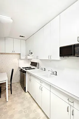 Sold by Town Residential | media 23